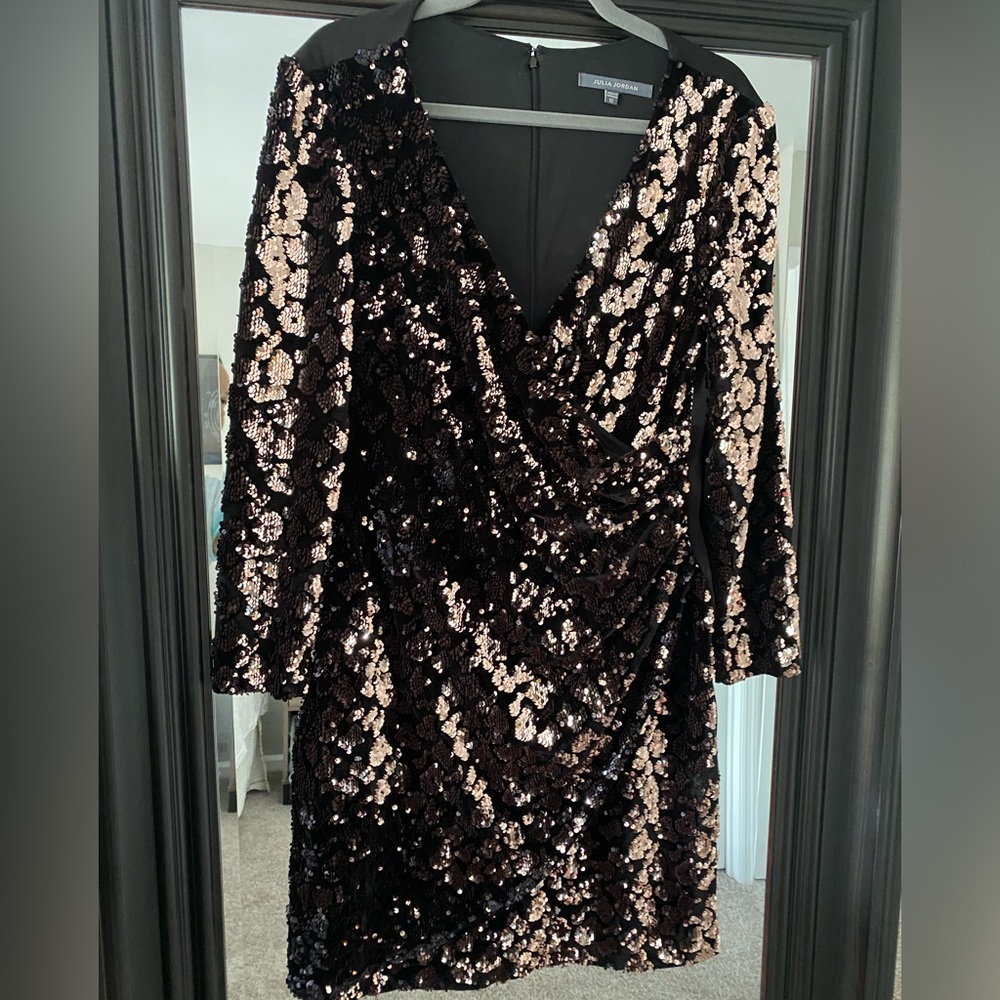 Julia Jordan - Black and Brown/Gold Sequin Faux Wrap Long Sleeve Mini Dress
